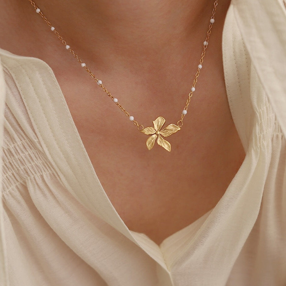 Collier fleur acier inoxydable